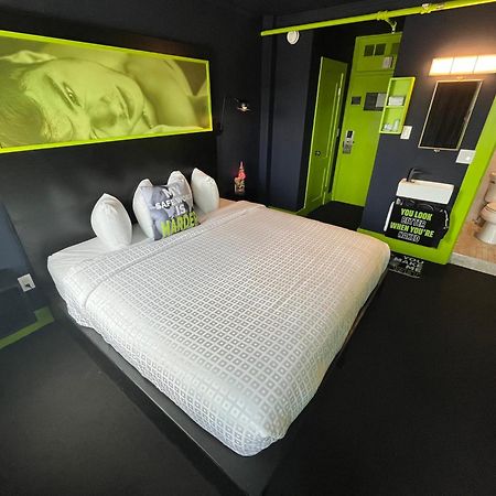 Mari Jean Hotel - All Adults Welcome セント・ピーターズバーグ エクステリア 写真
